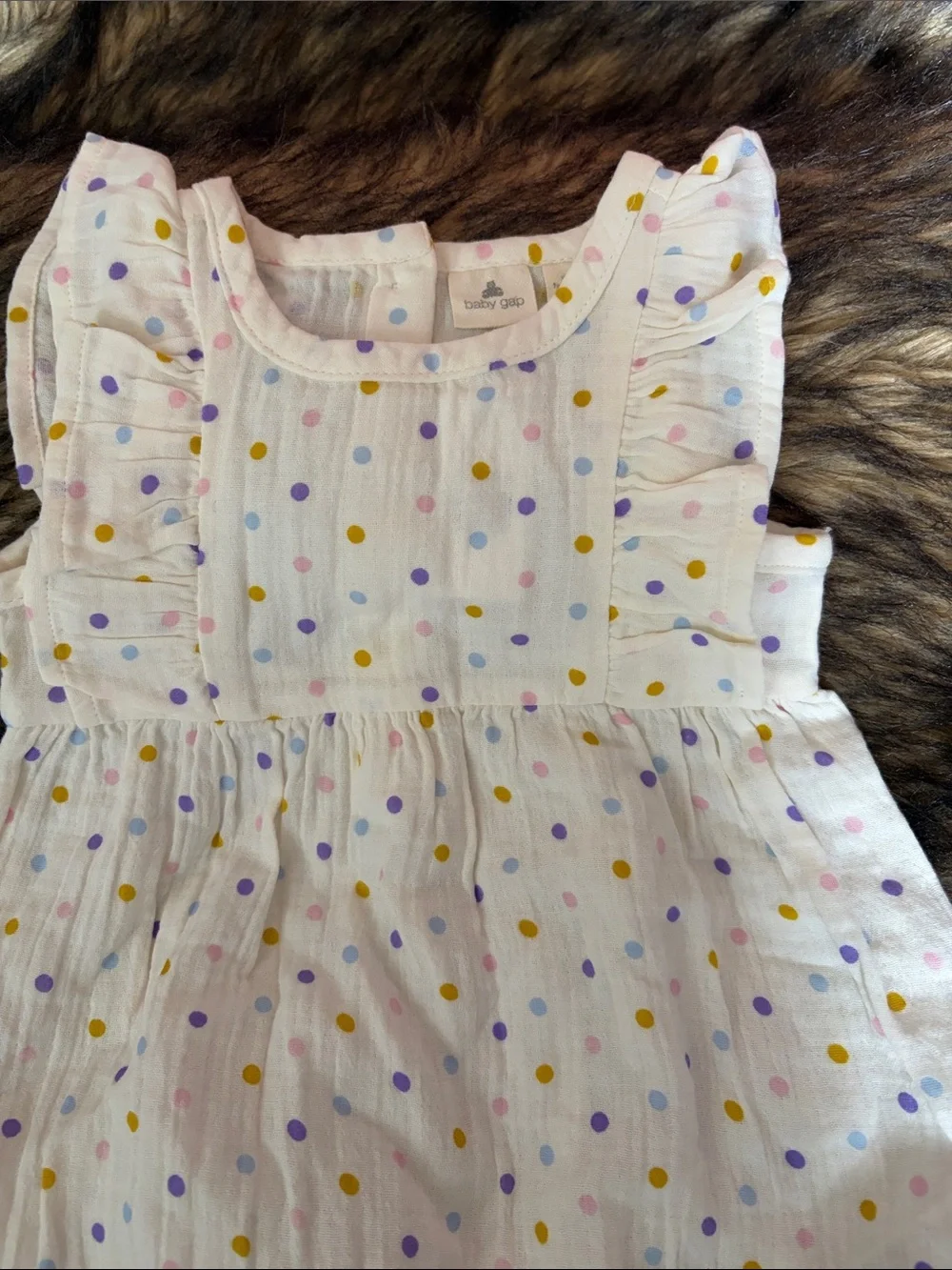Baby GAP Ivory Frost 1 Piece Girls Polka Dot Romper Size 6-12 Months